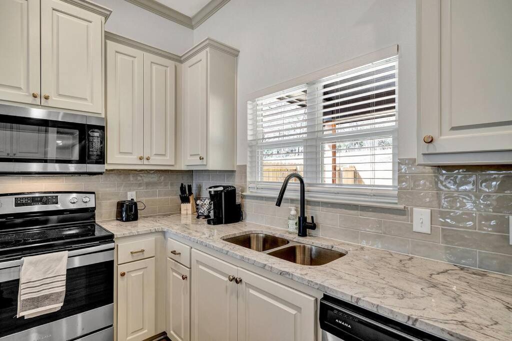 Vila Alamo Luxury Living Up To 11 Tyler Exteriér fotografie