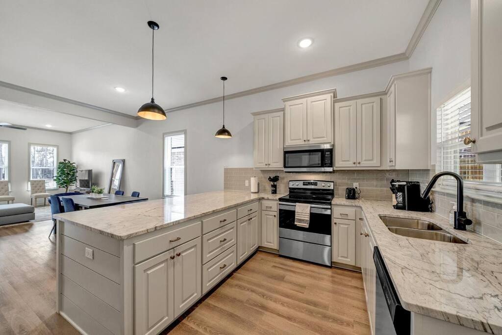 Vila Alamo Luxury Living Up To 11 Tyler Exteriér fotografie